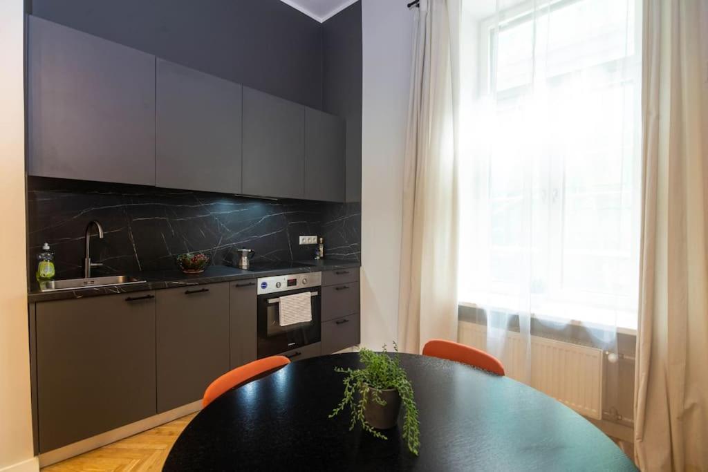 Elegant 3-bedroom Haven Riga